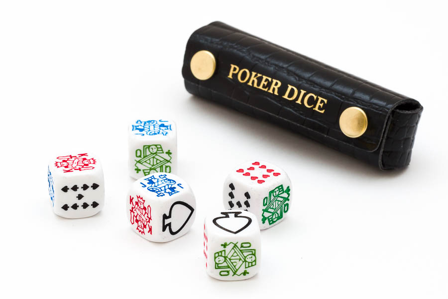 poker dice holder